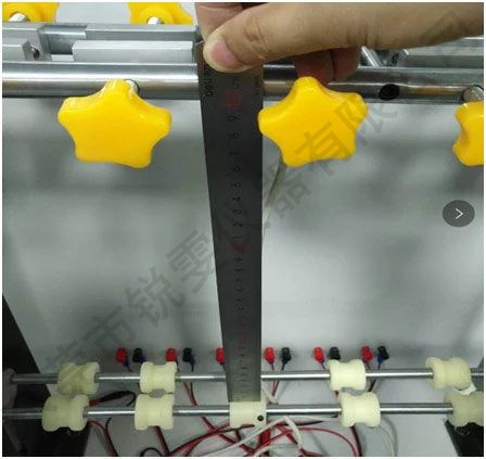 調(diào)節(jié)底部導(dǎo)桿高度